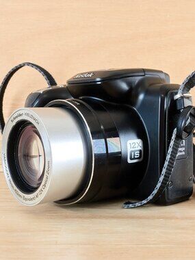 Kodak EasyShare Z712 IS 7.1MP Digital Camera 12x Optical Zoom Black Tested